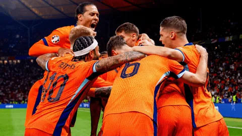 北京迎战上海，全队加紧备战，许利民好评新援并寻求强力外援，托平探讨融入之道。 | 皇冠体育app下载