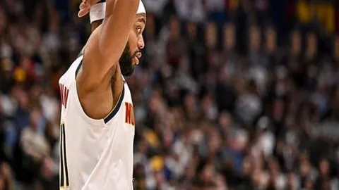 丁俊晖2025斯诺克世界公开赛32强激战，5-3力克瓦菲挺进16强